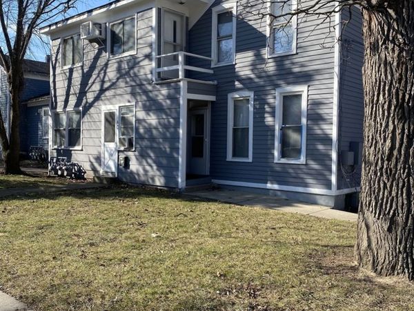 140 College Street, Unit 2, Elgin, IL 60120