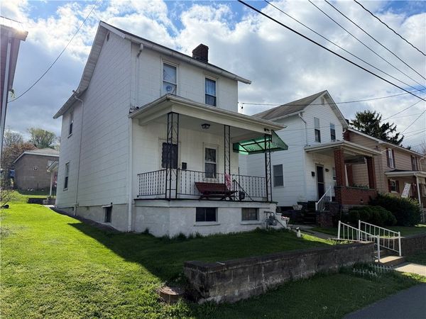 31 Walnut Ave, Dunbar, PA 15431