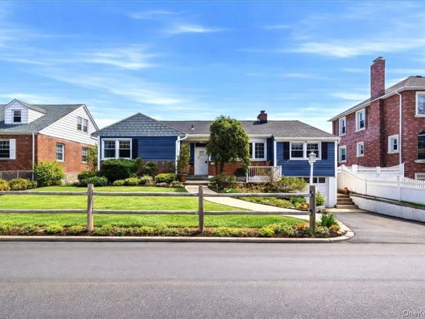 32 Agawam N, Yonkers, NY 10704