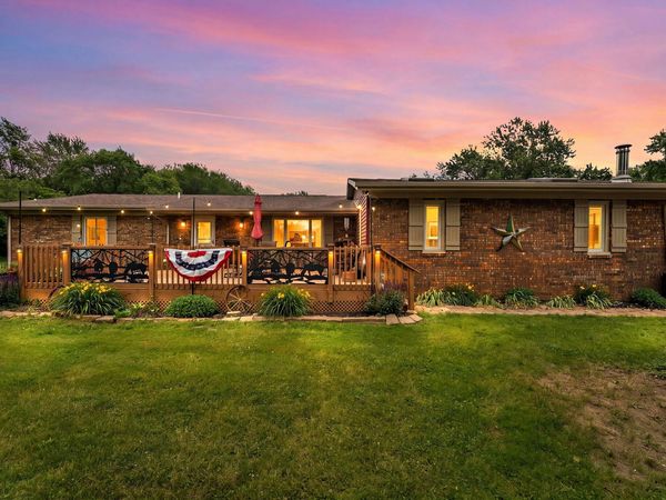 665 N 700 W, Hobart, IN 46342