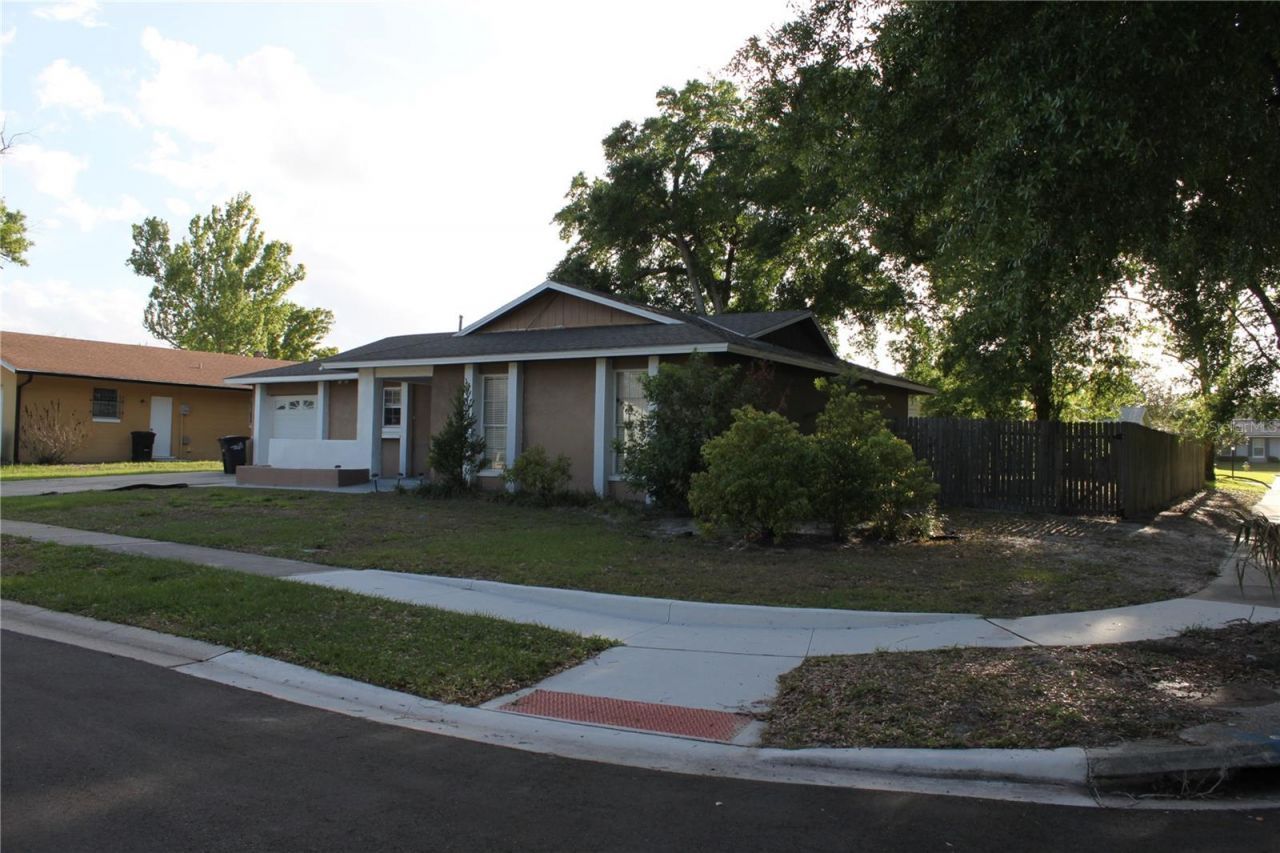 812 Gullberry Lane , Altamonte Springs, FL 32714 Photo