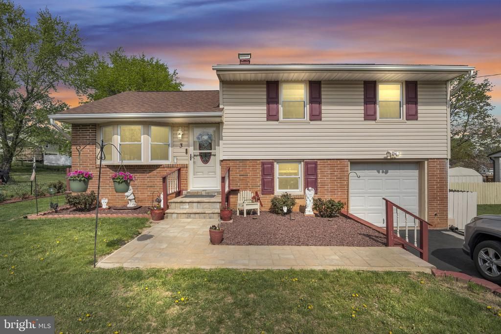 3 JUDY LANE , HARRISBURG, PA 17112