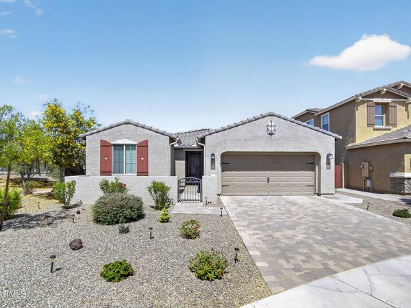 18102 W CANDELARIA Drive, Surprise, AZ 85387