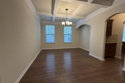 736 Kimsey Drive photo 4
