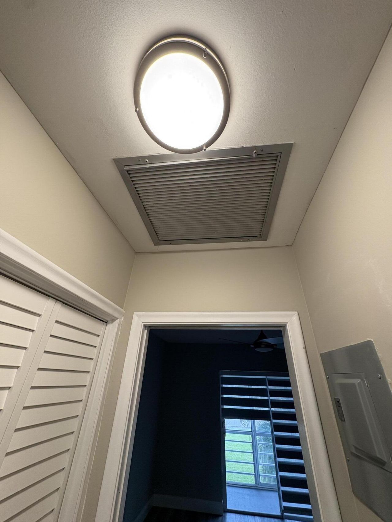 111 E Waltham, West Palm Beach, FL 33417 Photo