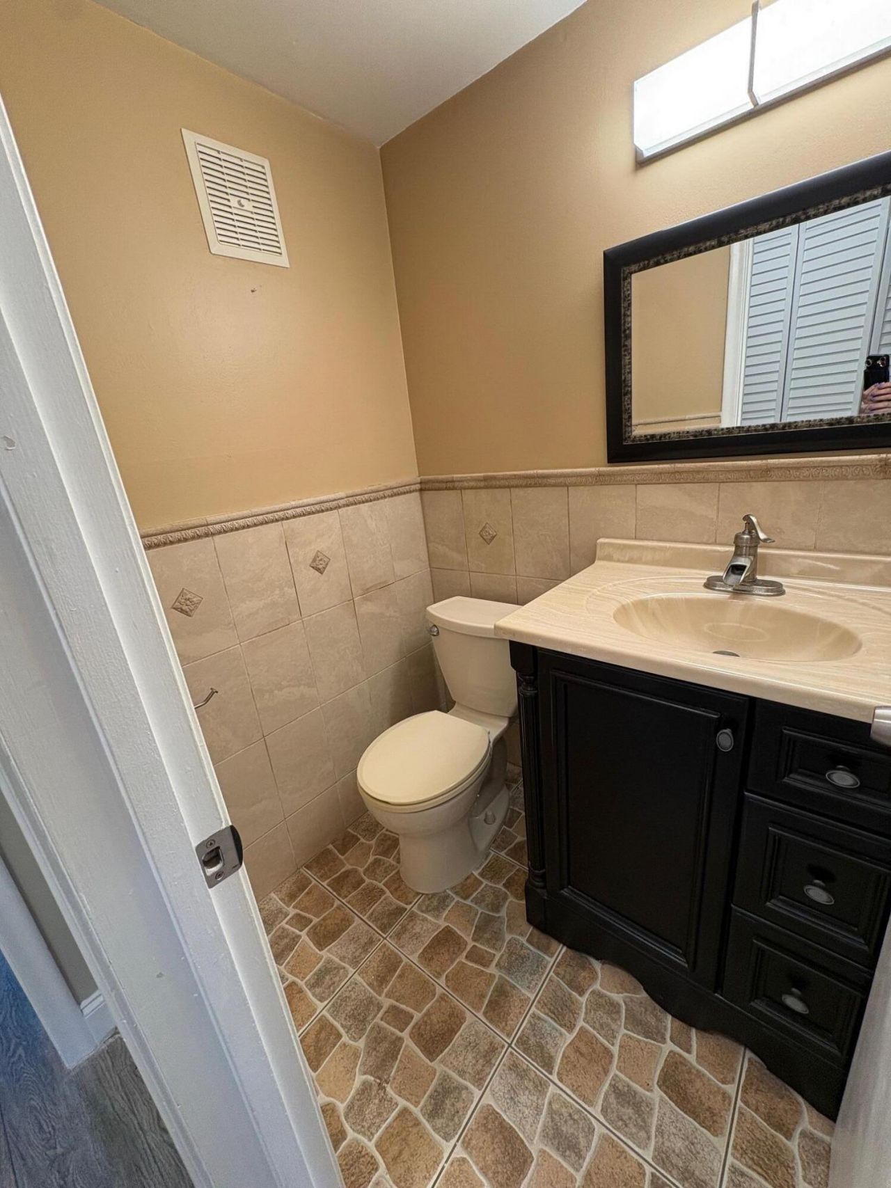 111 E Waltham, West Palm Beach, FL 33417 Photo