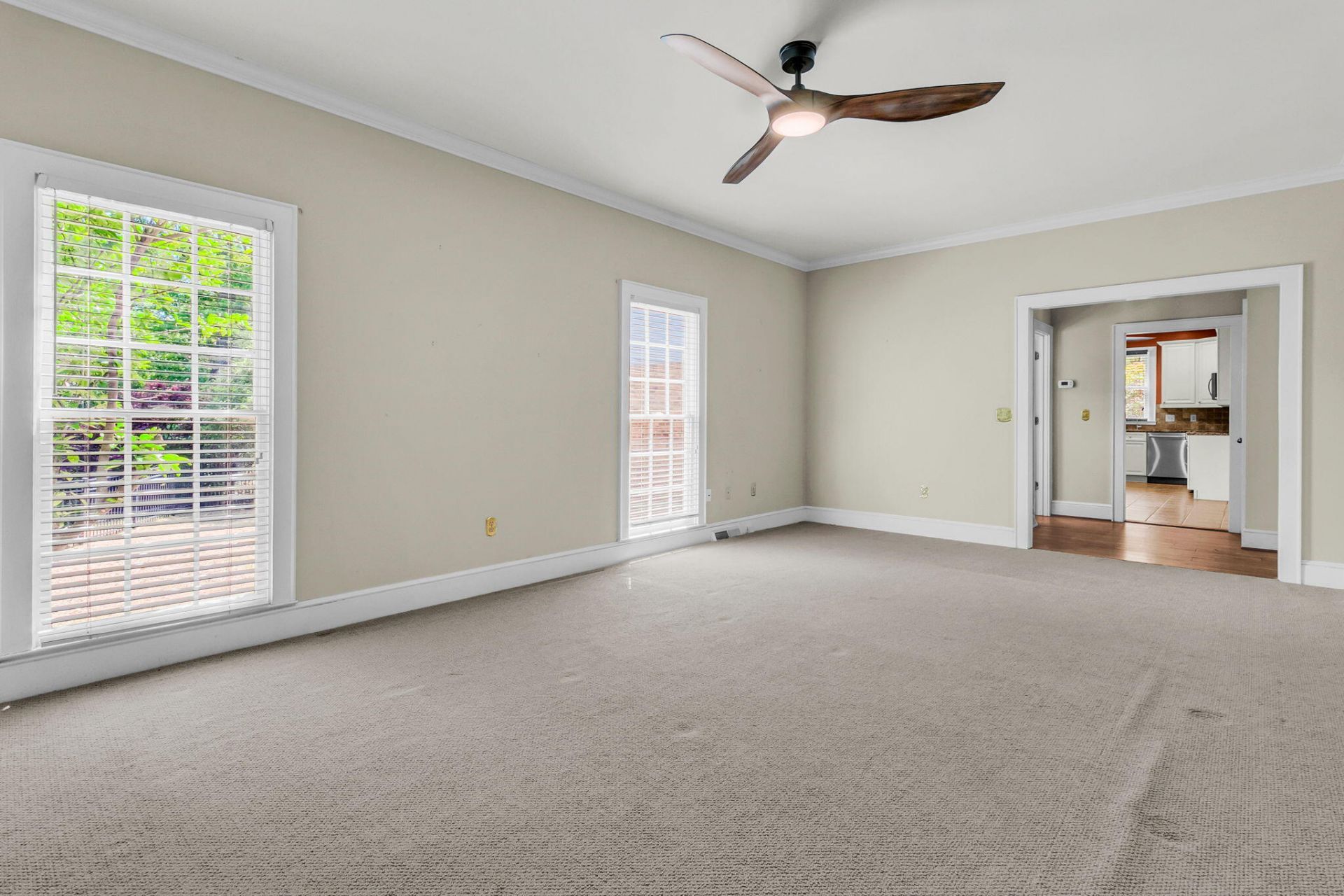 594 Heron Pointe Boulevard Photo 17