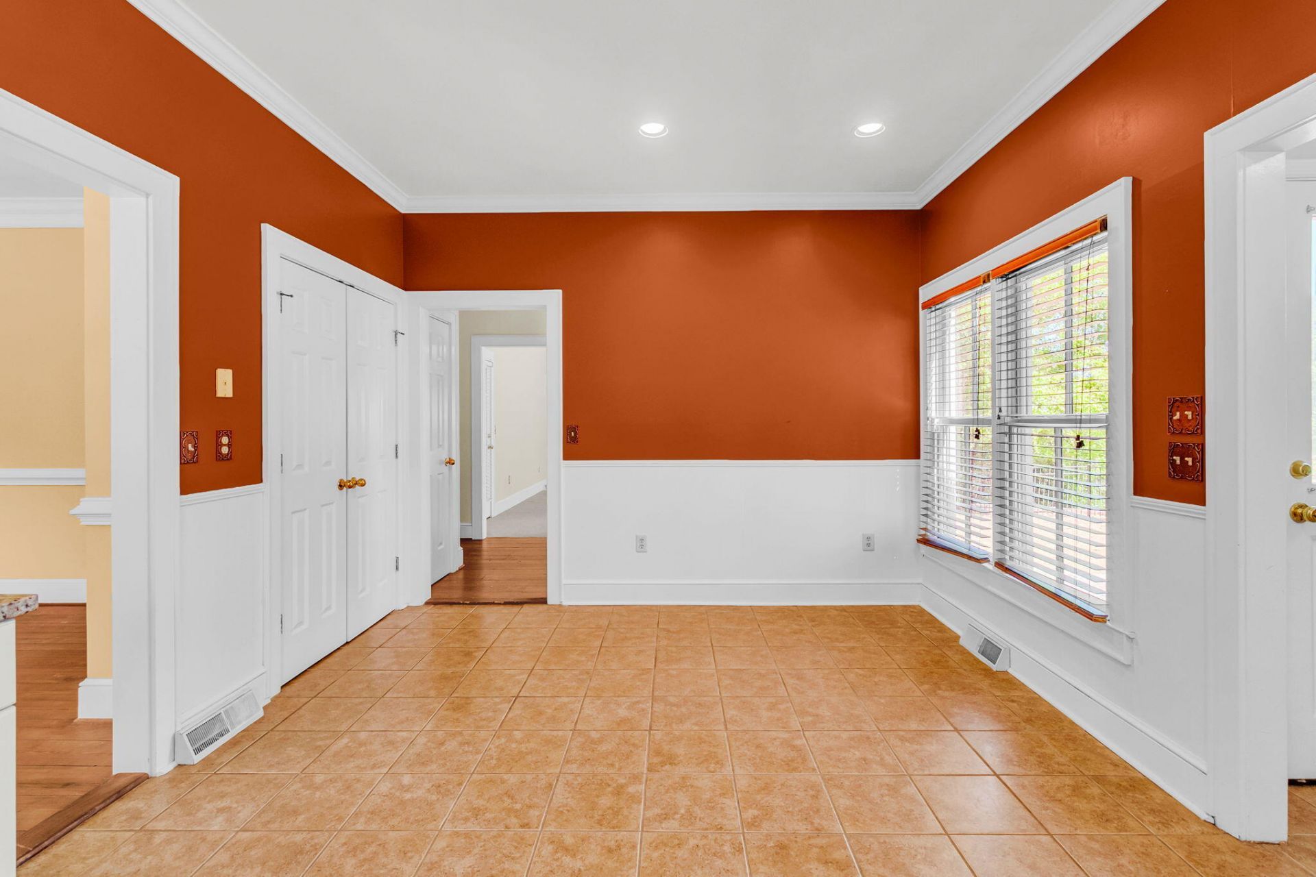 594 Heron Pointe Boulevard Photo 22