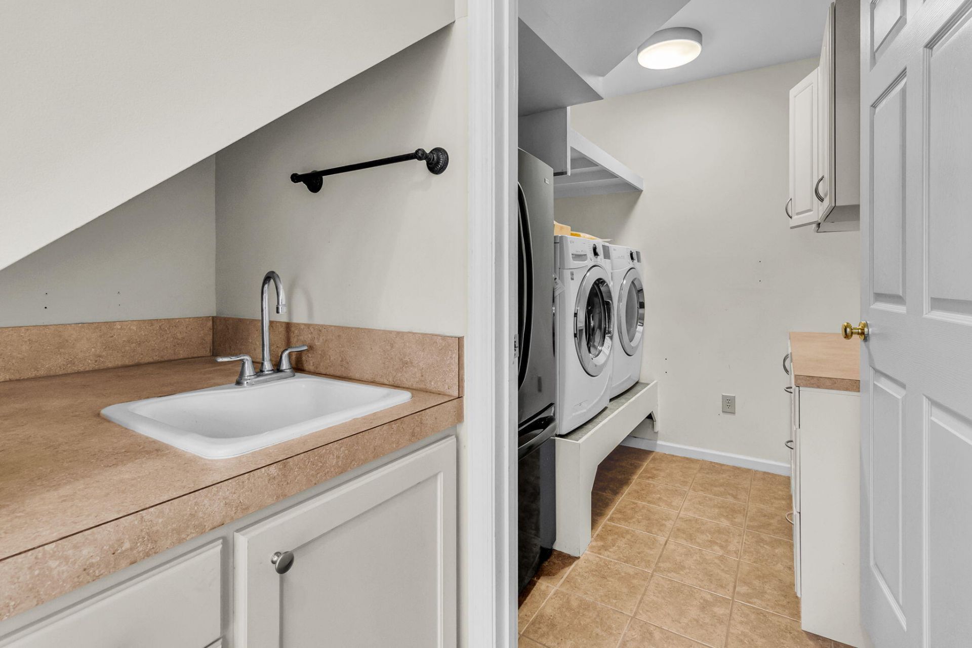 594 Heron Pointe Boulevard Photo 23