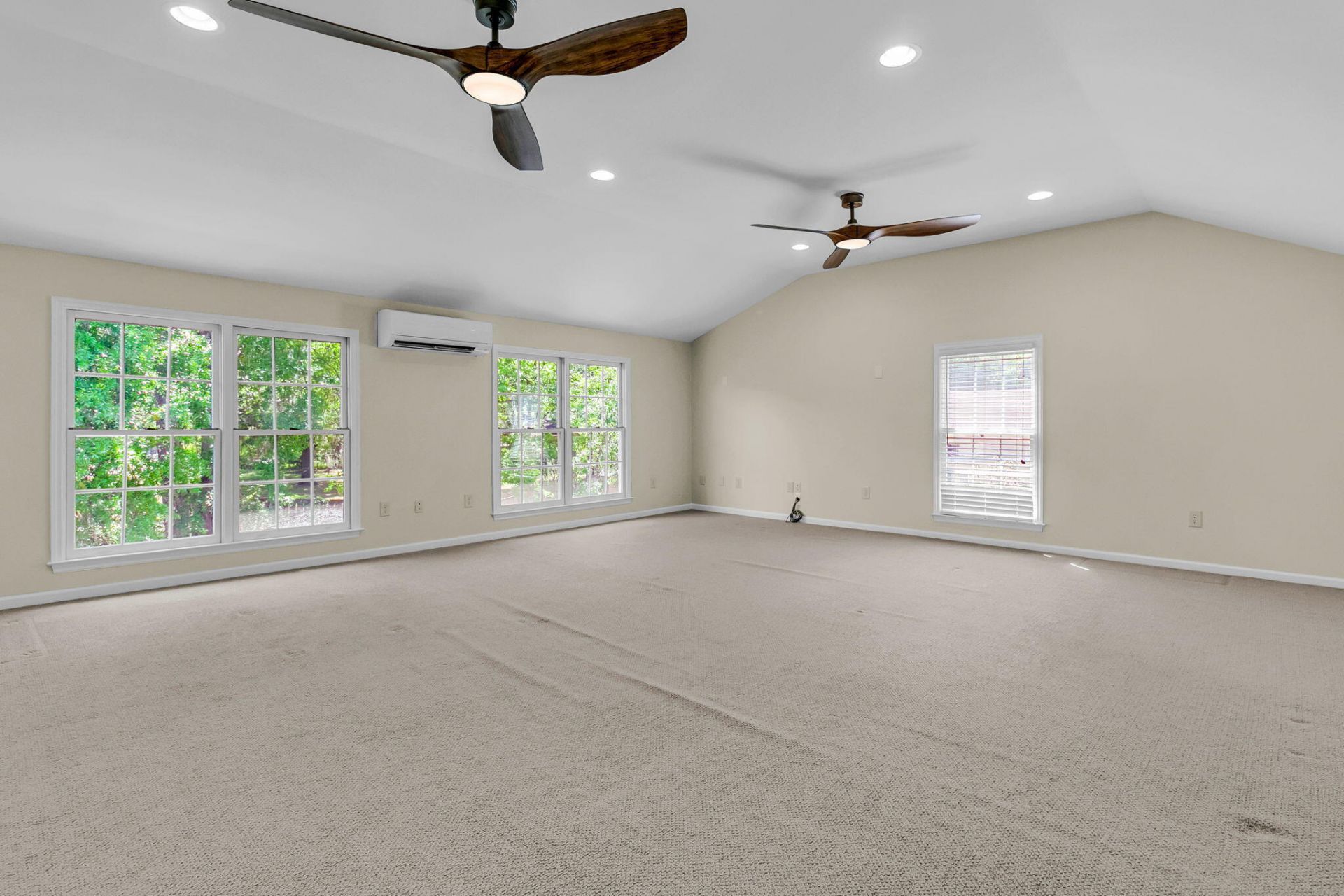 594 Heron Pointe Boulevard Photo 26