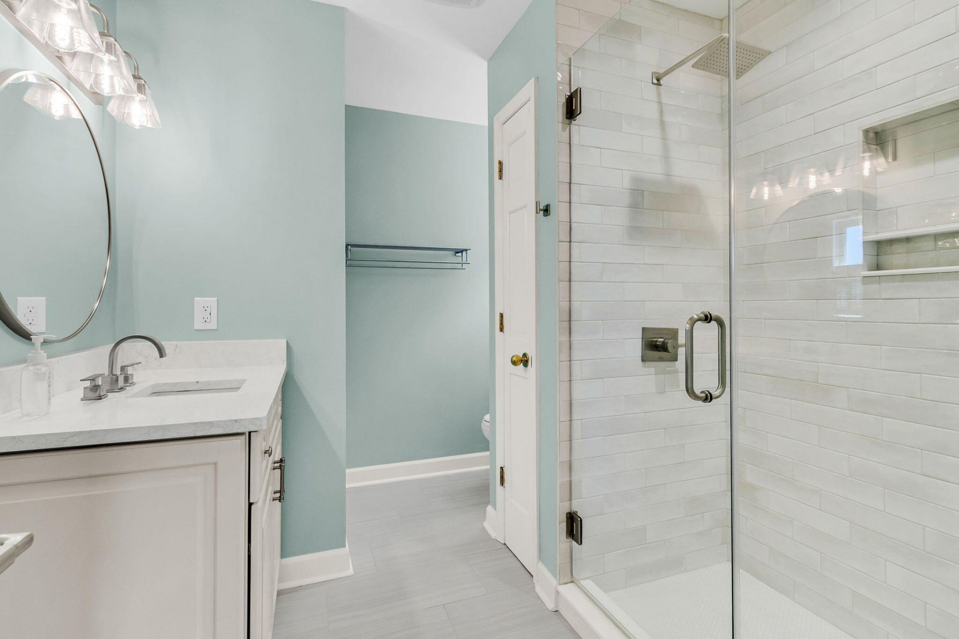 594 Heron Pointe Boulevard Photo 32