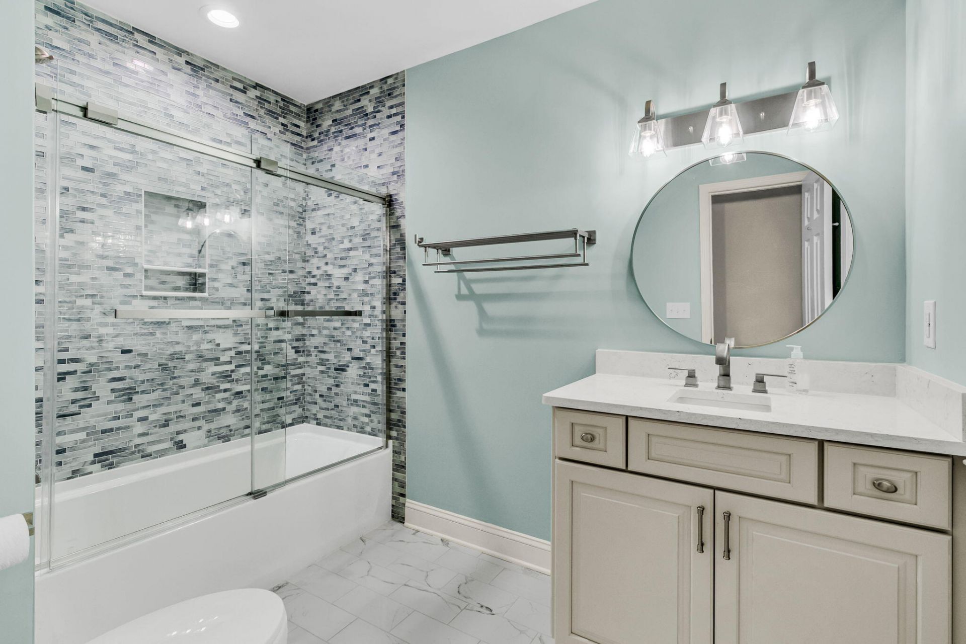 594 Heron Pointe Boulevard Photo 33