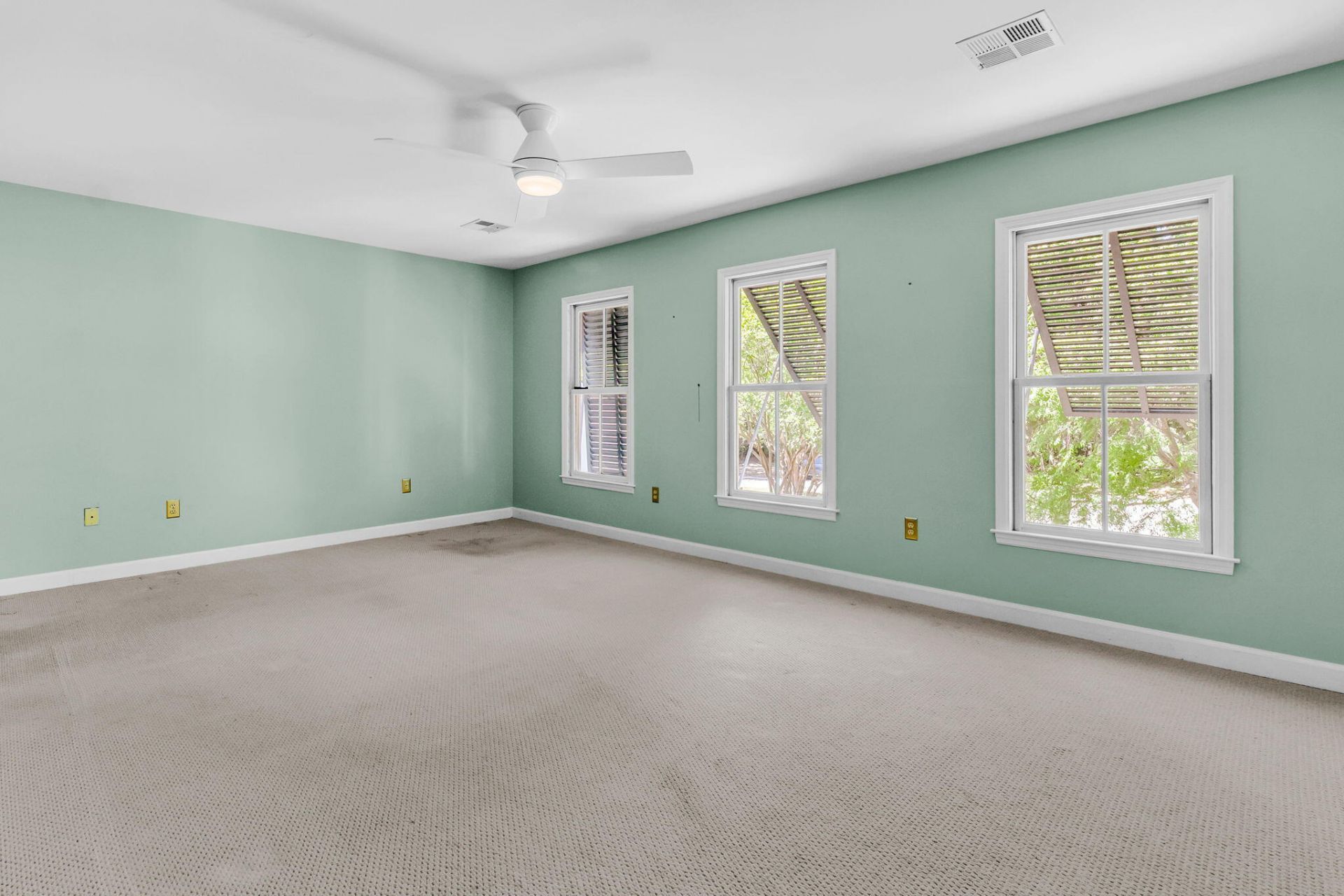 594 Heron Pointe Boulevard Photo 37