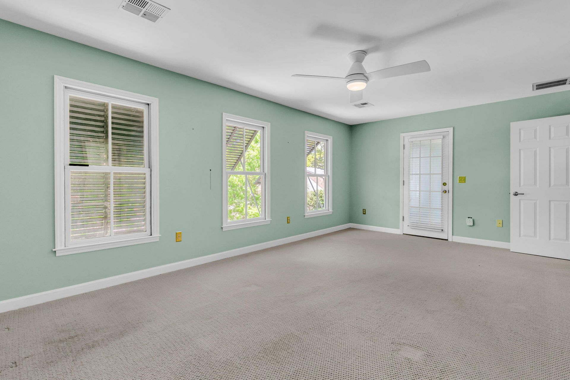 594 Heron Pointe Boulevard Photo 38