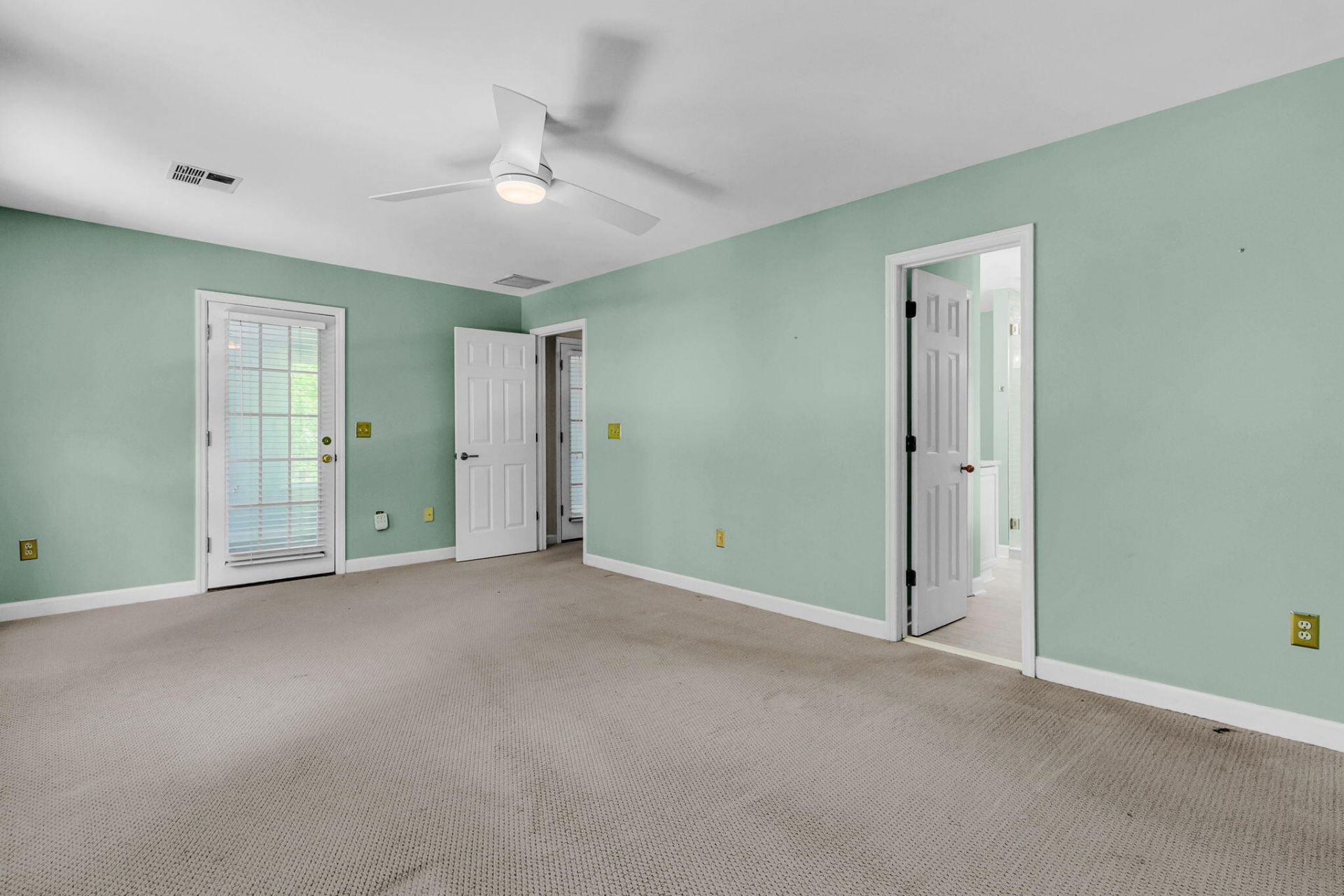 594 Heron Pointe Boulevard Photo 39