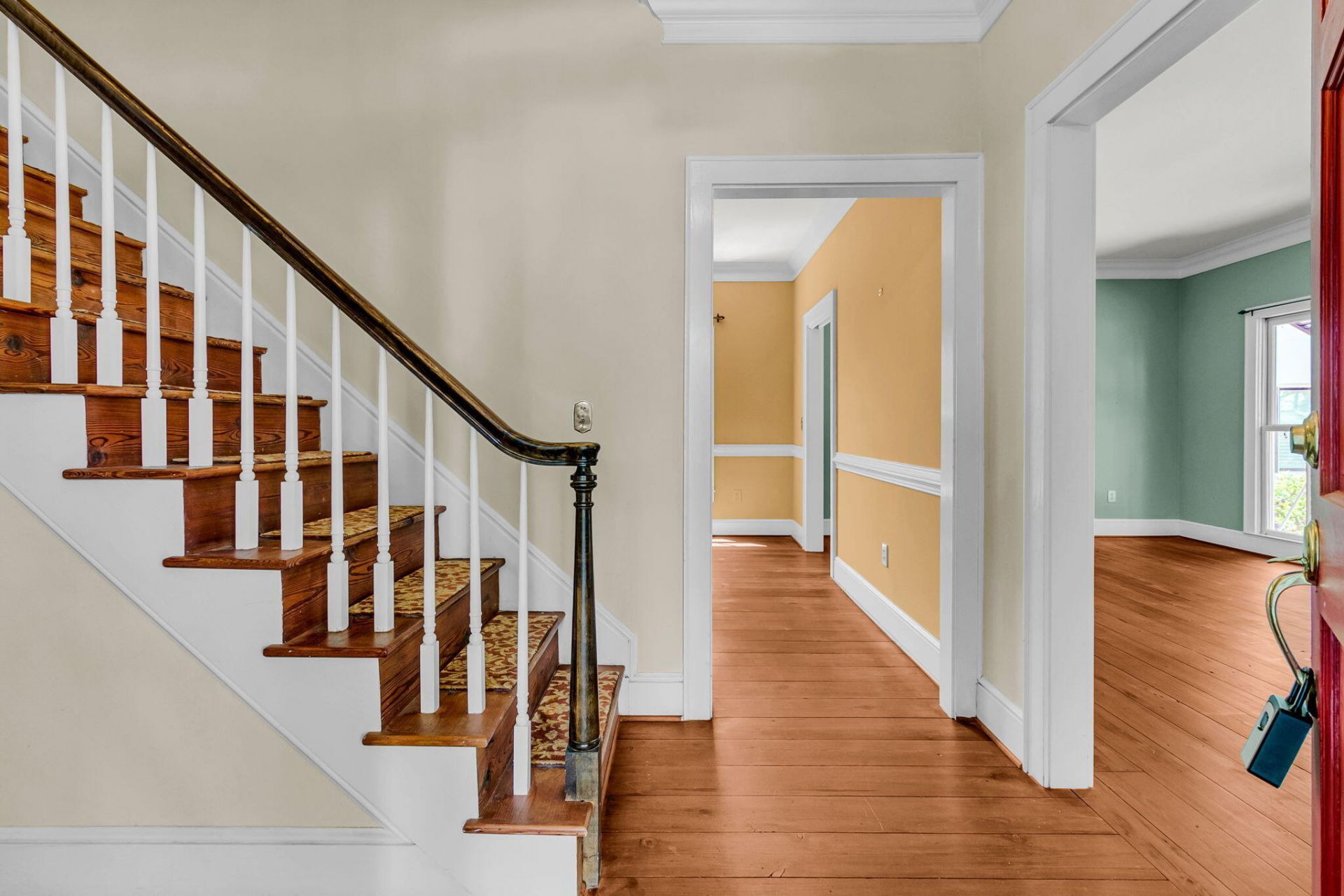 594 Heron Pointe Boulevard Photo 7