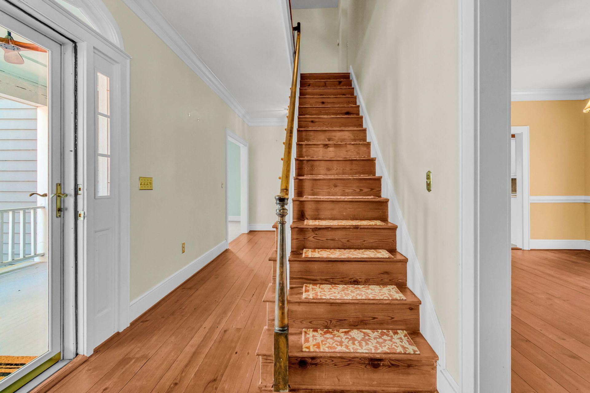 594 Heron Pointe Boulevard Photo 8