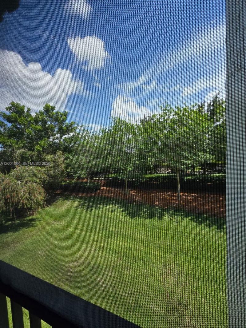 310 Racquet Club Rd, Unit 204, Weston, FL 33326 Photo