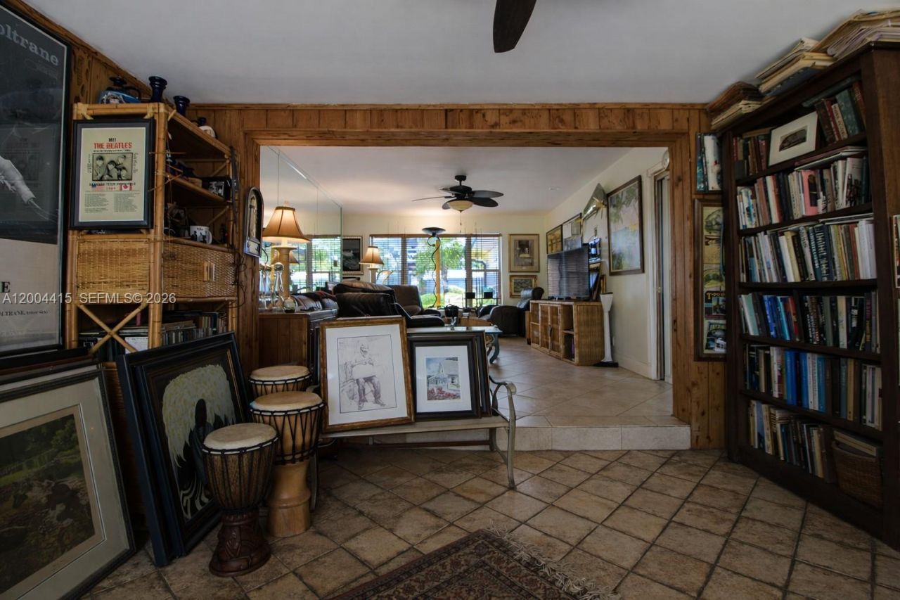 2048 SW 27th Ave, Fort Lauderdale, FL 33312 Photo