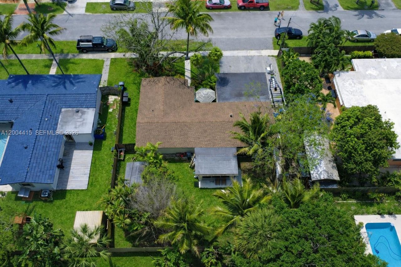 2048 SW 27th Ave, Fort Lauderdale, FL 33312 Photo