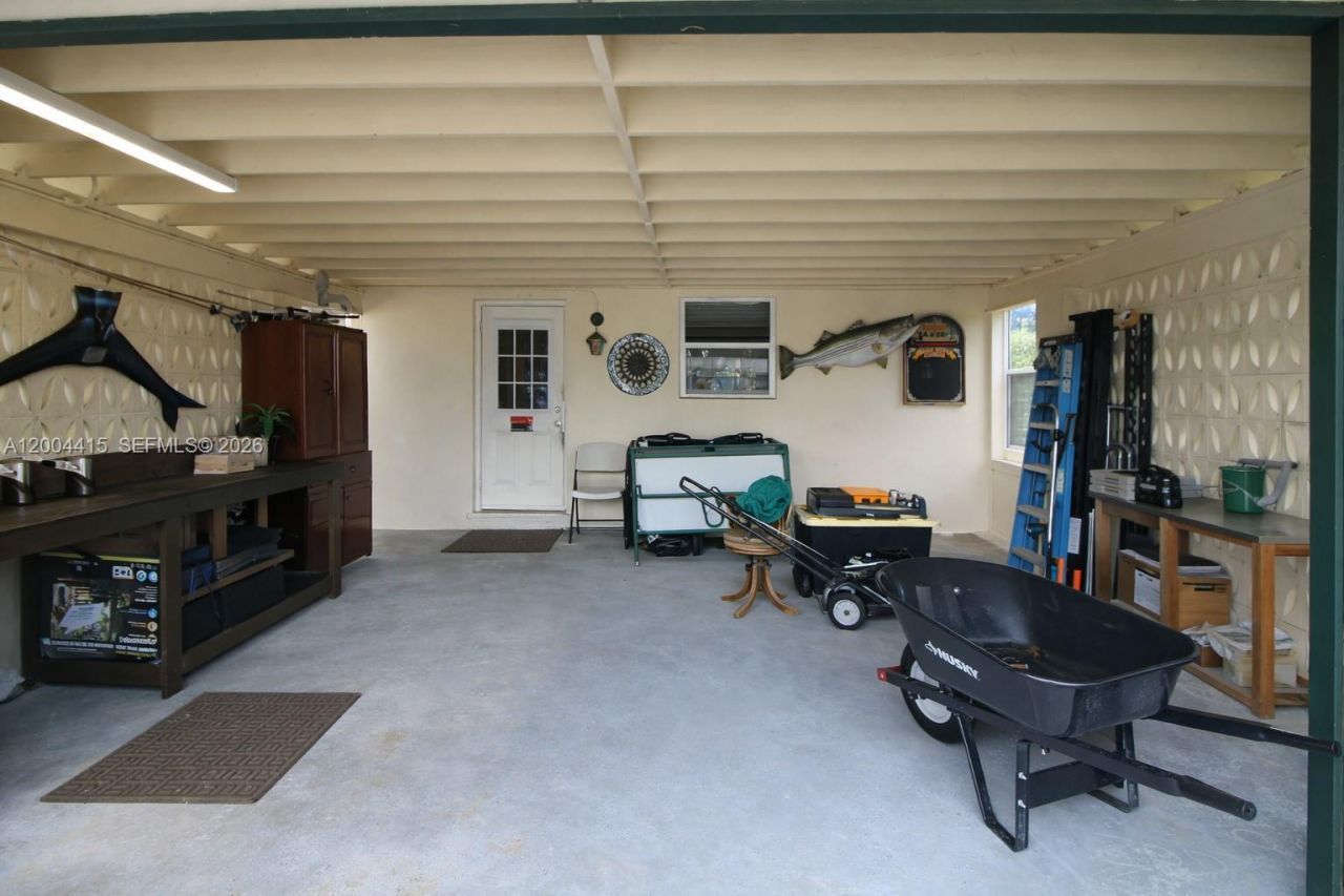 2048 SW 27th Ave, Fort Lauderdale, FL 33312 Photo