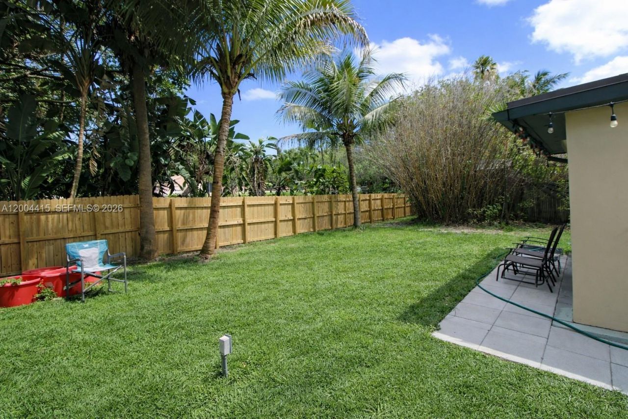 2048 SW 27th Ave, Fort Lauderdale, FL 33312 Photo