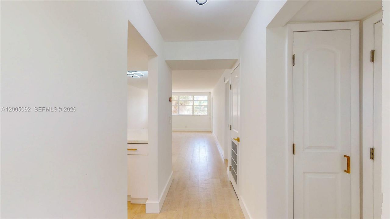 1333 E Hallandale Beach Blvd , Unit 326, Hallandale Beach, FL 33009 Photo