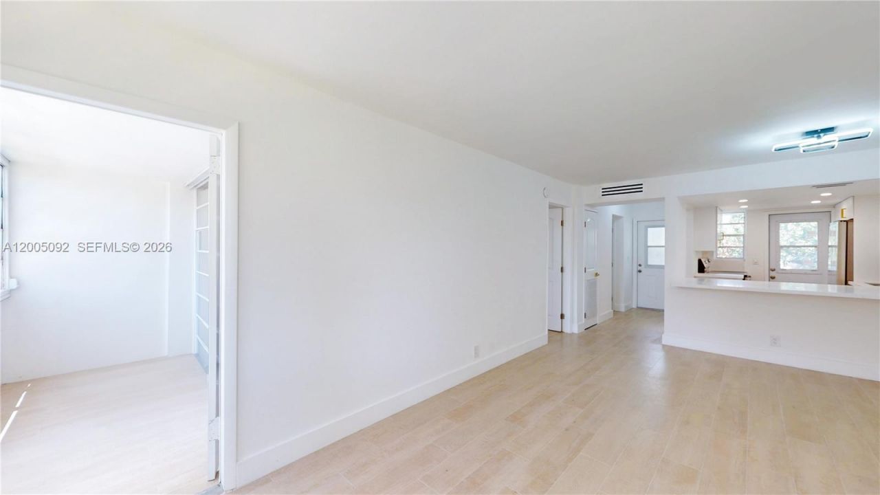 1333 E Hallandale Beach Blvd , Unit 326, Hallandale Beach, FL 33009 Photo
