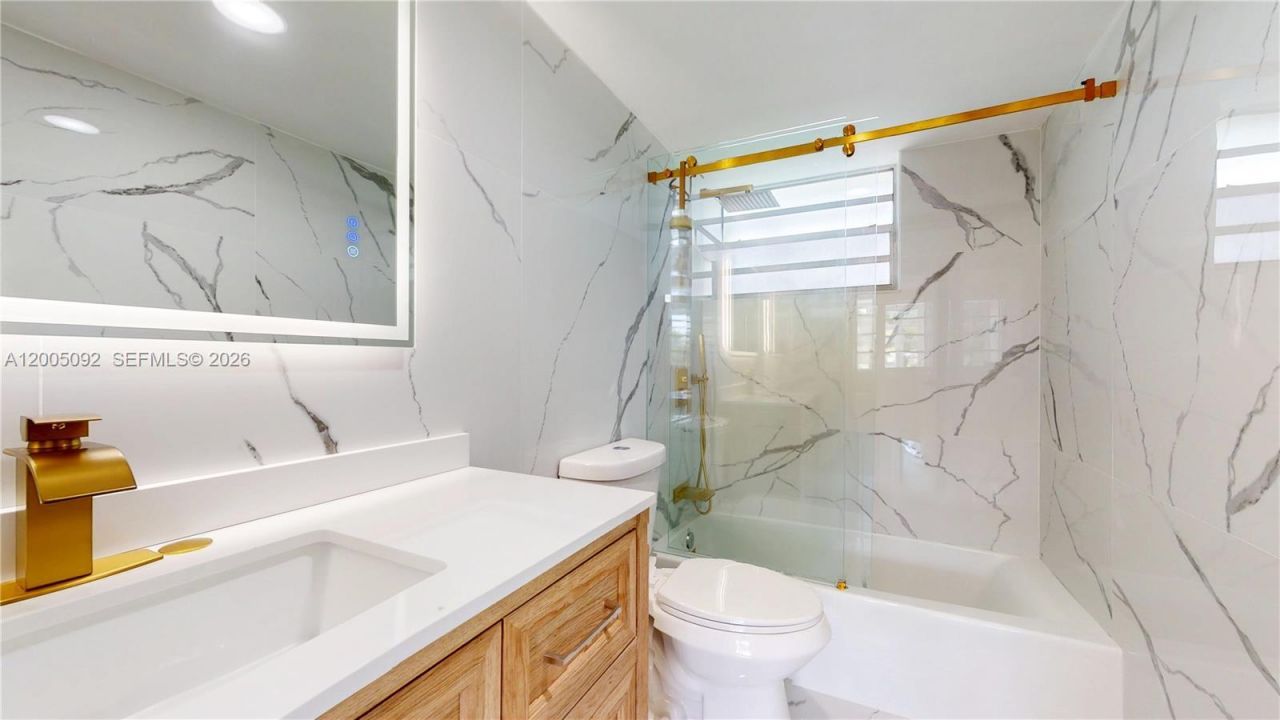 1333 E Hallandale Beach Blvd , Unit 326, Hallandale Beach, FL 33009 Photo