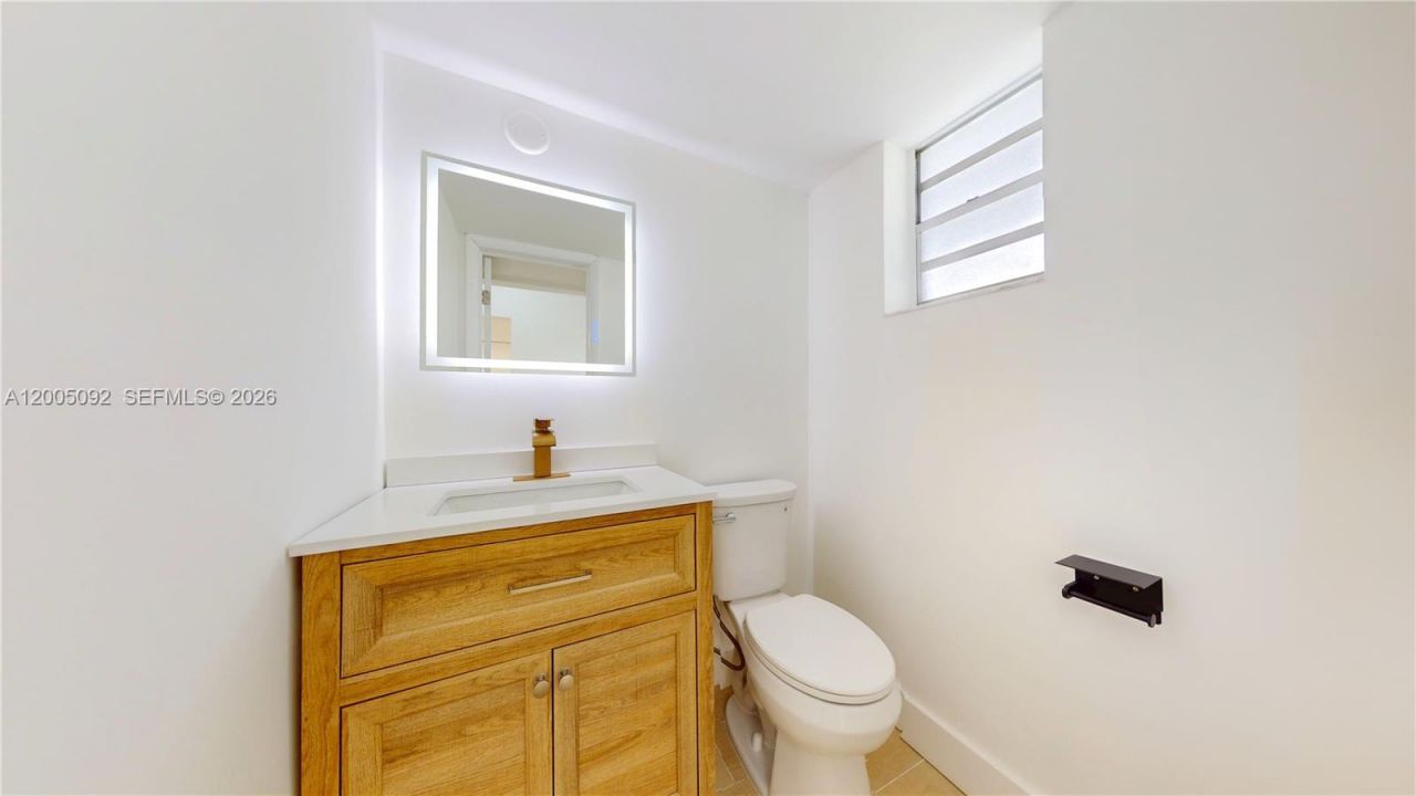 1333 E Hallandale Beach Blvd , Unit 326, Hallandale Beach, FL 33009 Photo