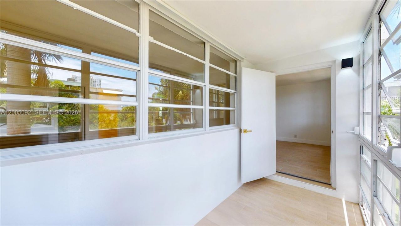 1333 E Hallandale Beach Blvd , Unit 326, Hallandale Beach, FL 33009 Photo