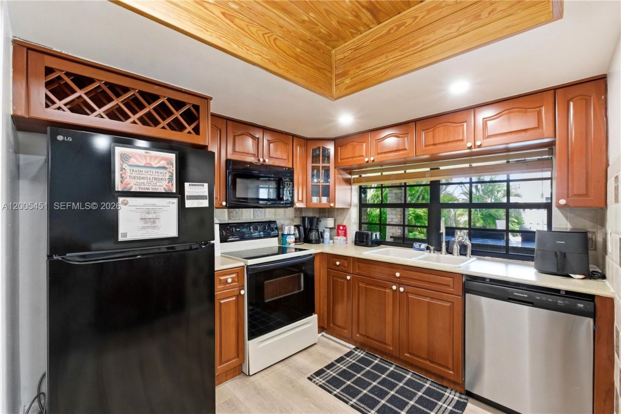 2356 NW 111th Ave, Sunrise, FL 33322 Photo