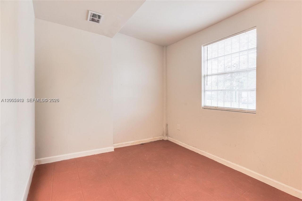 14601 NW 10th Ave , Unit 2, Miami, FL 33168 Photo