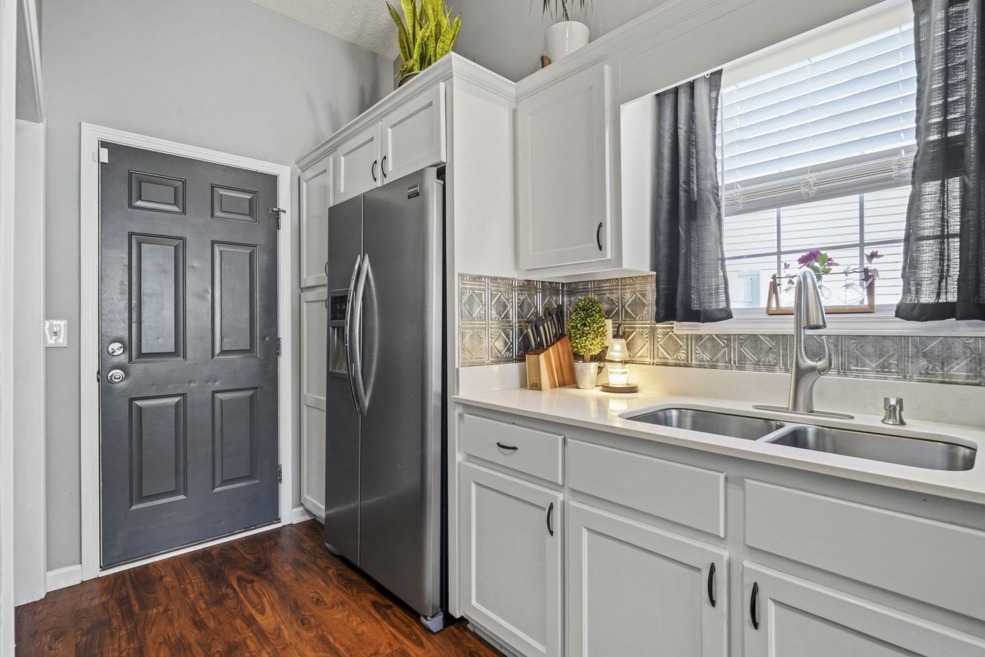 9685 Sullivan Dr. Photo 13