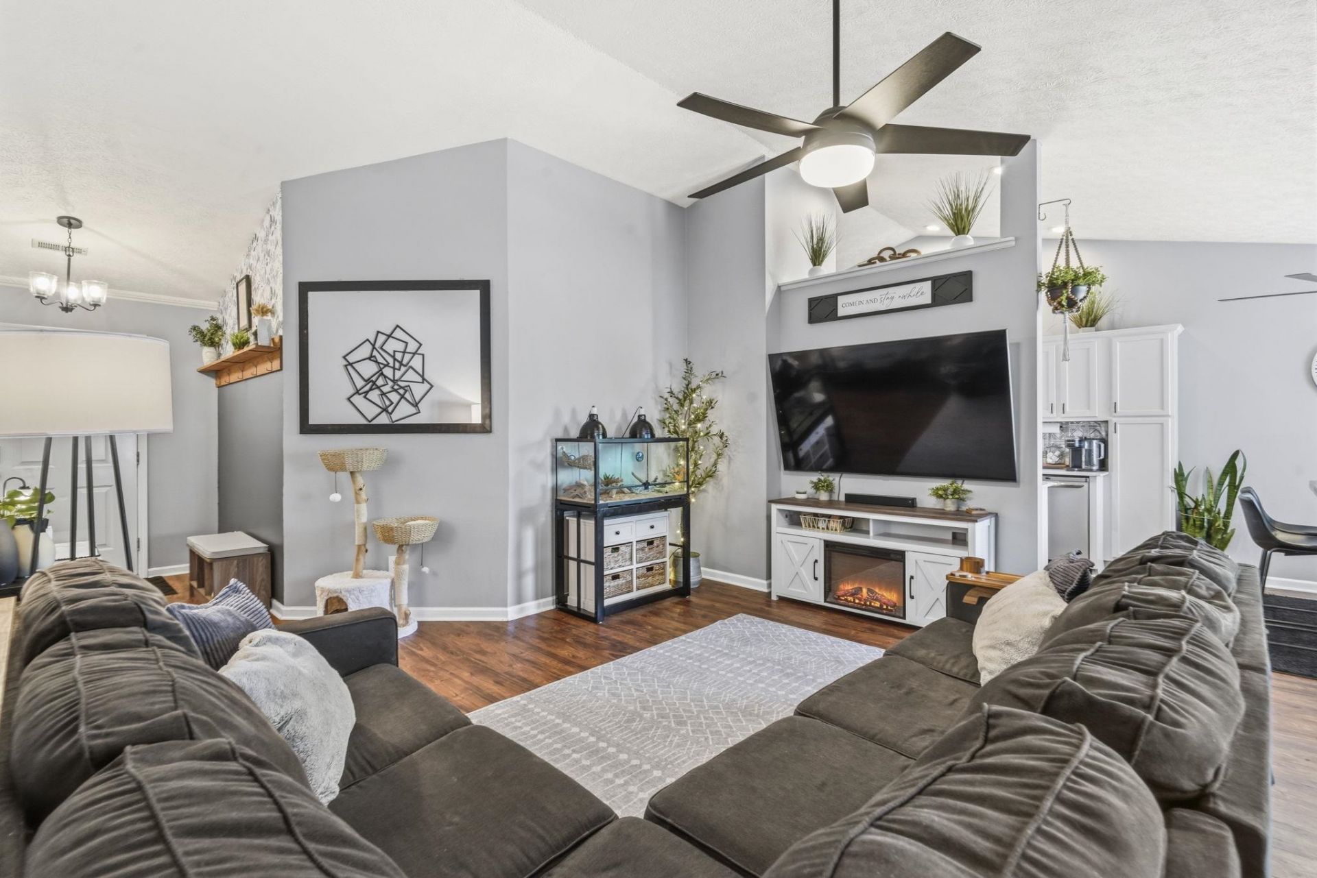 9685 Sullivan Dr. Photo 6