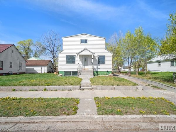 915 Ada Avenue, IDAHO FALLS, ID 83402