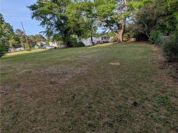 705 Peele Street, Laurinburg, NC 28352