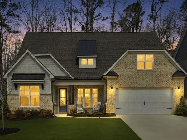 6984 Manchester Drive , Flowery Branch, GA 30542