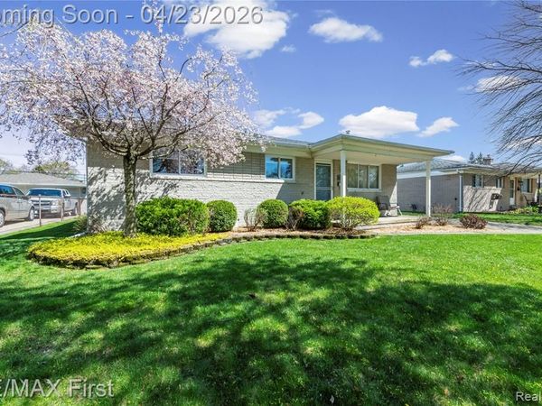 27604 Liberty Drive, Warren, MI 48092