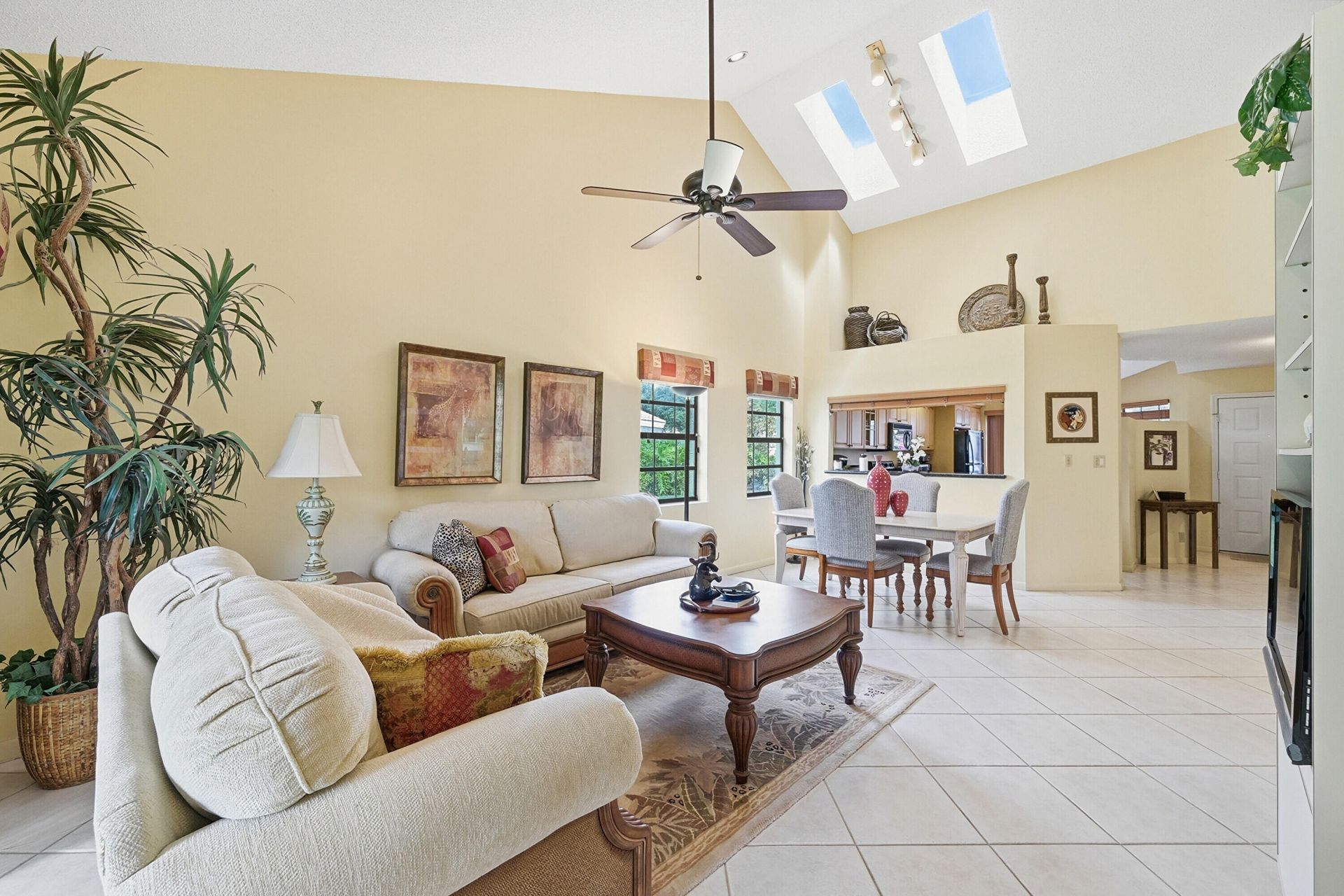 8362 Waterford Avenue, Tamarac, FL 33321 Photo