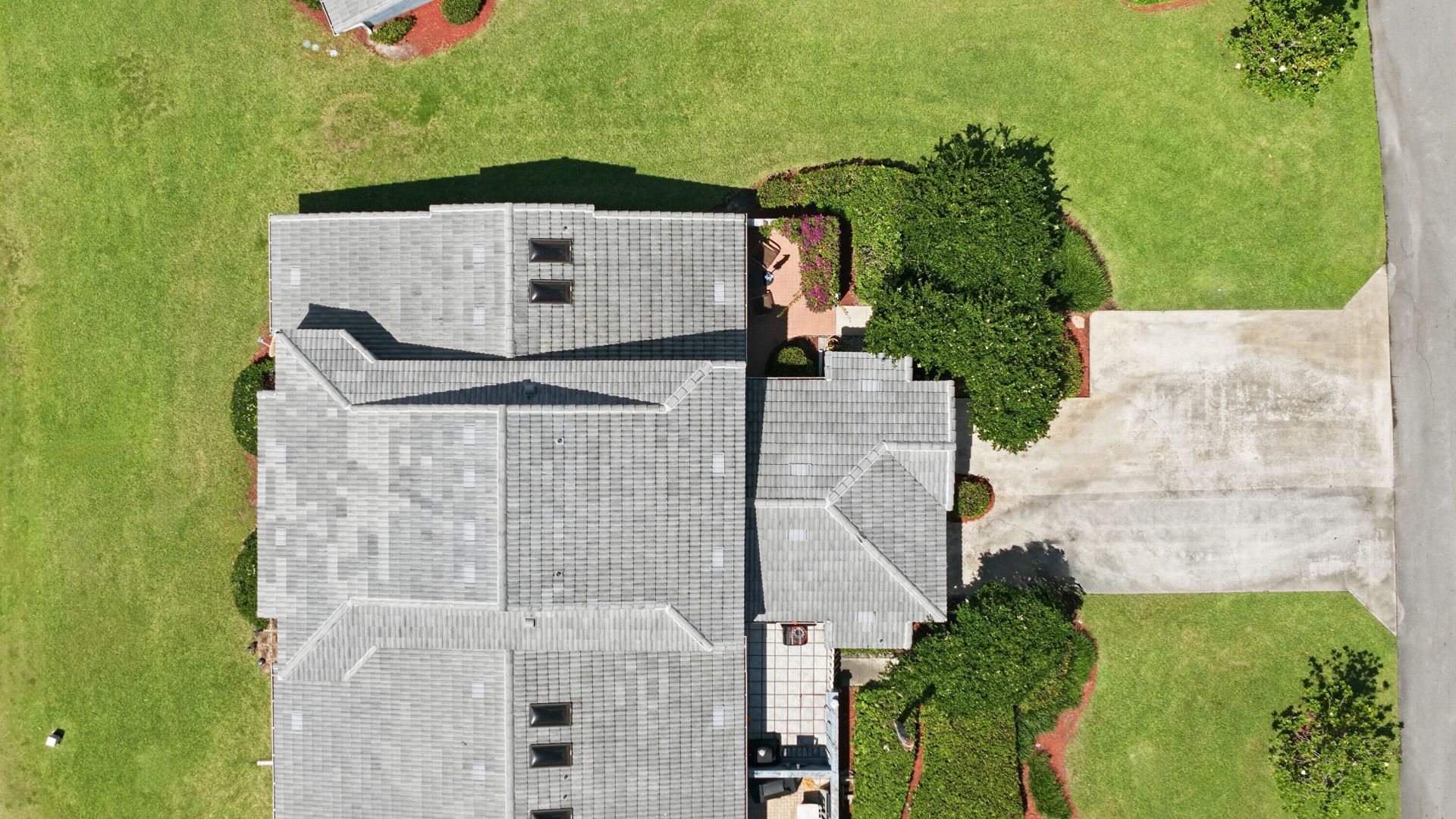 8362 Waterford Avenue, Tamarac, FL 33321 Photo