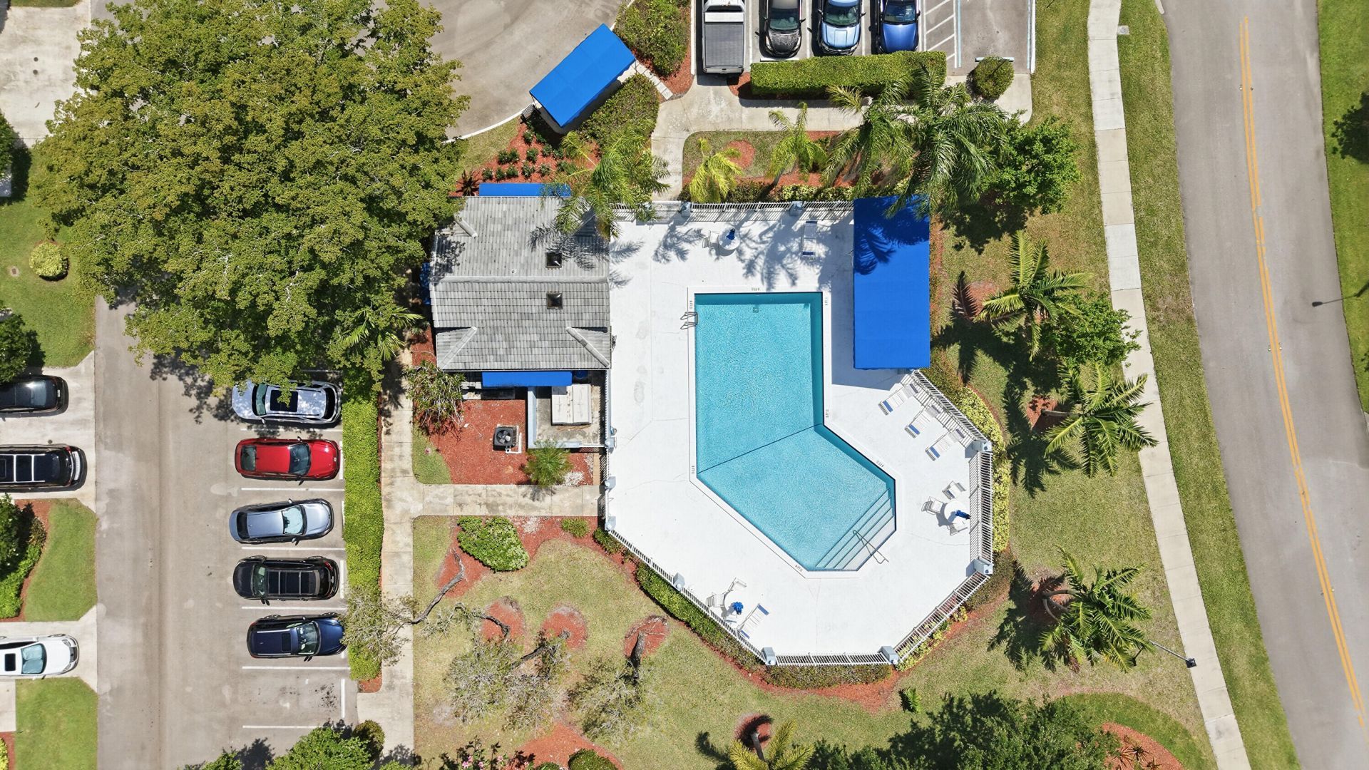 8362 Waterford Avenue, Tamarac, FL 33321 Photo