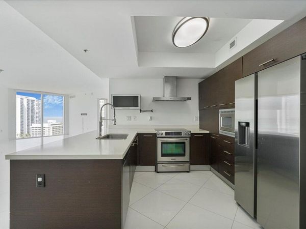 200 Sunny Isles Boulevard, Unit 2-1701, Sunny Isles Beach, FL 33160