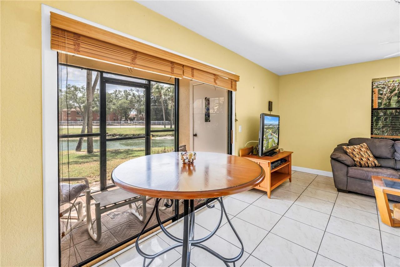 3001 58th Avenue S, Unit 315, Saint Petersburg, FL 33712 Photo