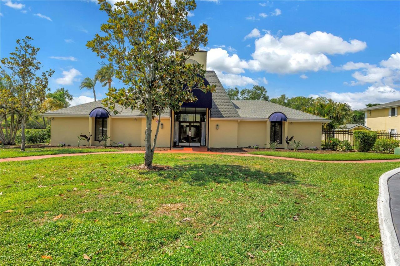 3001 58th Avenue S, Unit 315, Saint Petersburg, FL 33712 Photo