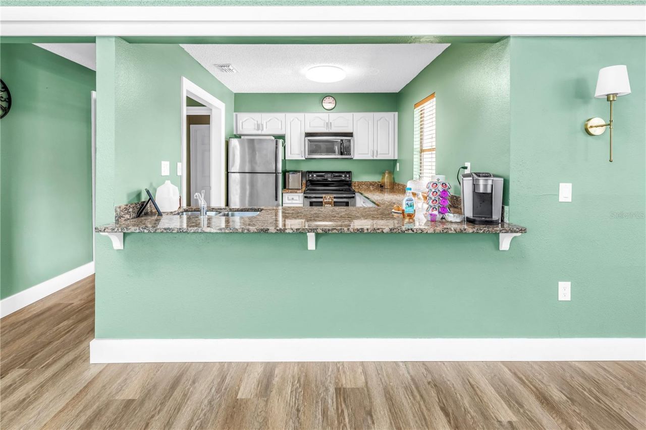3001 58th Avenue S, Unit 315, Saint Petersburg, FL 33712 Photo