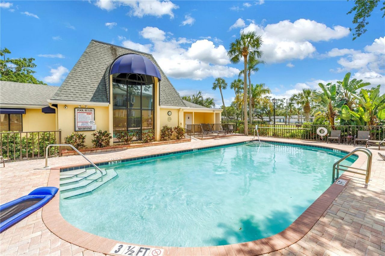 3001 58th Avenue S, Unit 315, Saint Petersburg, FL 33712 Photo