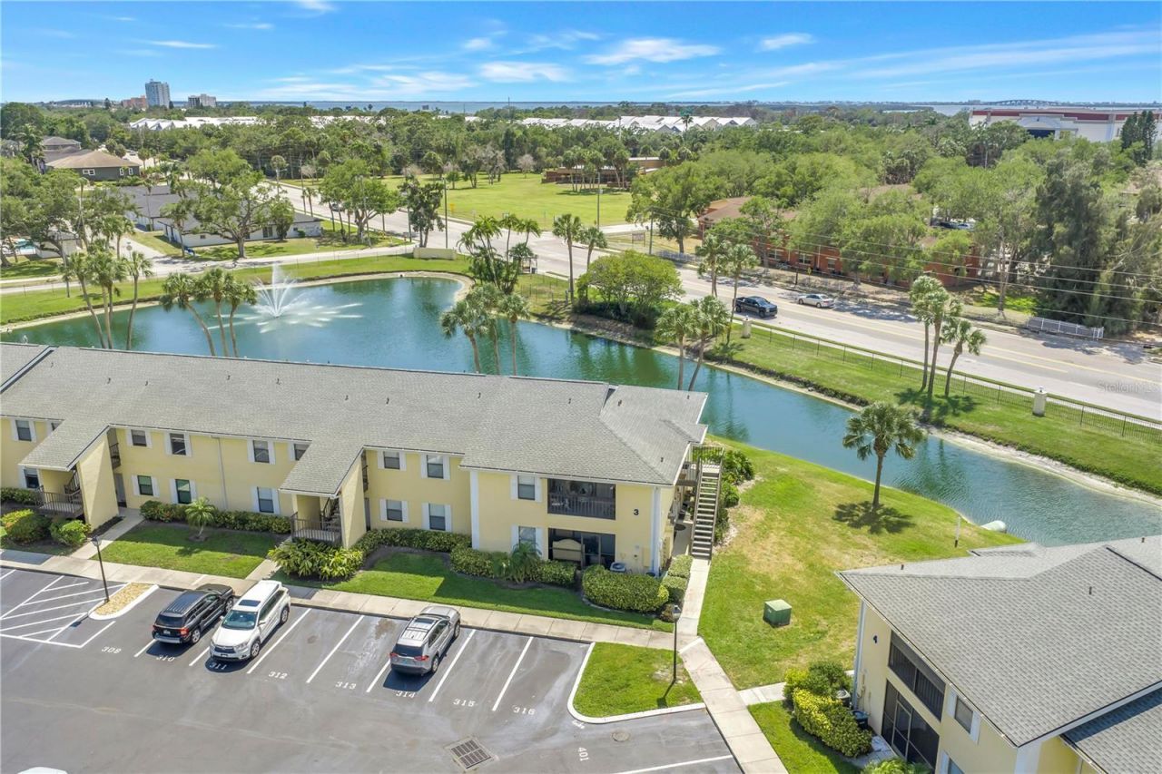 3001 58th Avenue S, Unit 315, Saint Petersburg, FL 33712 Photo