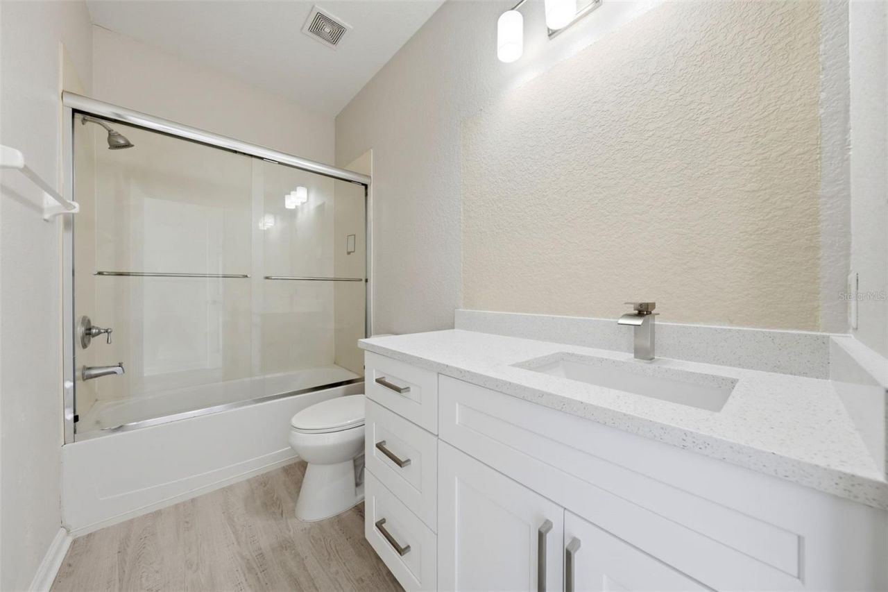 4845 Tidecrest Avenue, Unit 146, Orlando, FL 32819 Photo