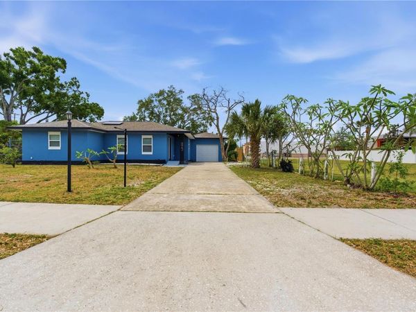 923 1ST AVENUE NW, LARGO, FL 33770